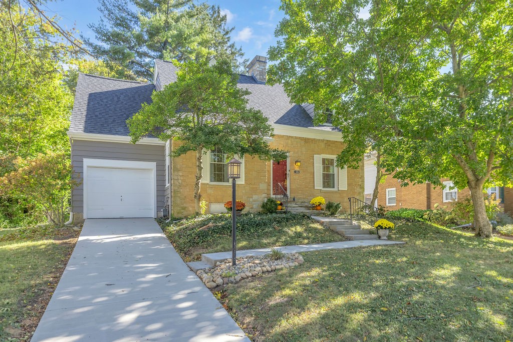 180 S Glencoe Avenue Property Photo 1