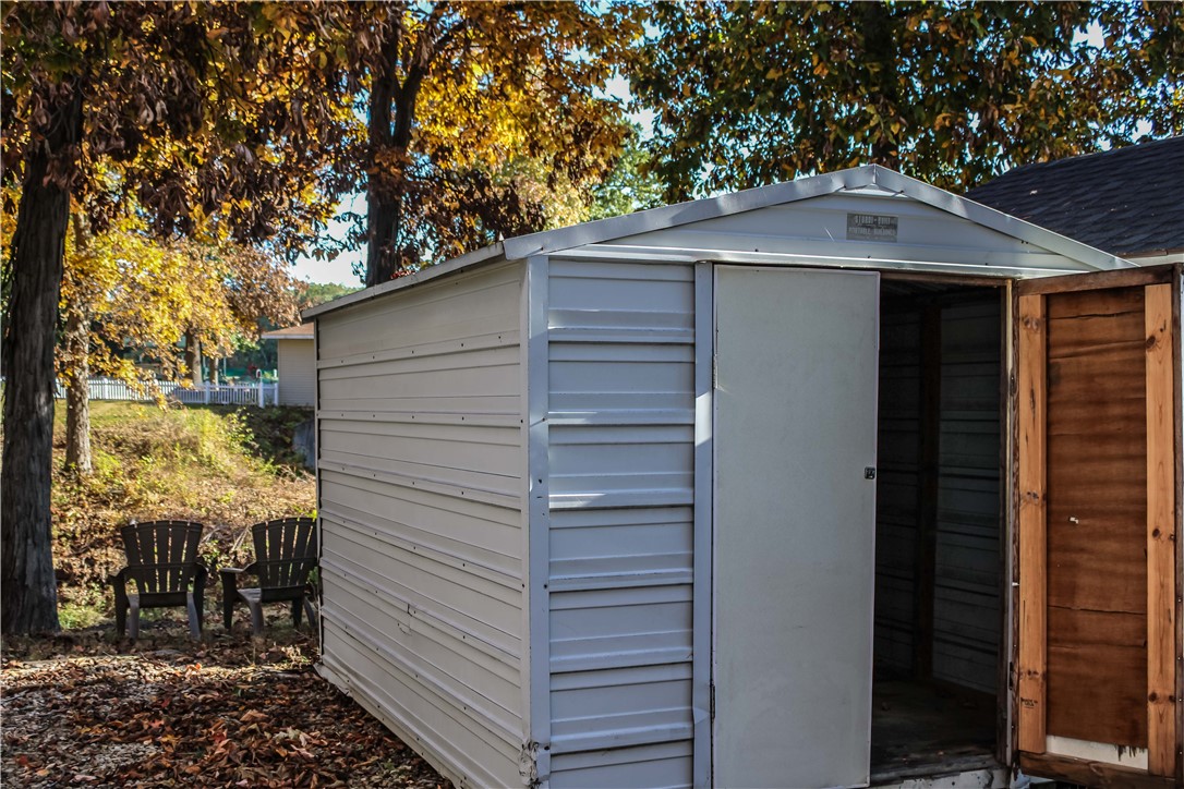 55 Shorts Drive Property Photo 5