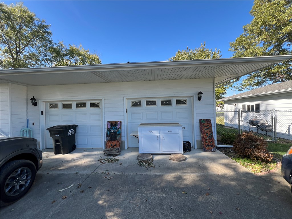 307 Gehle Street Property Photo 36