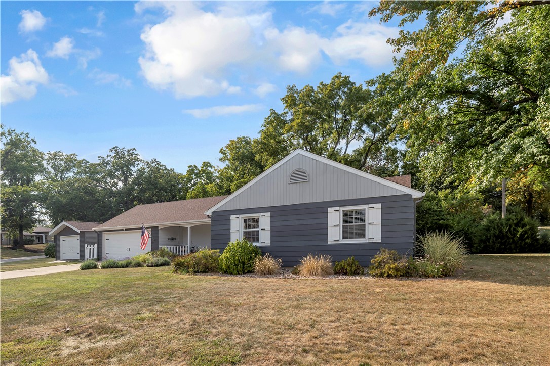 3 Allen Bend Place Property Photo 2