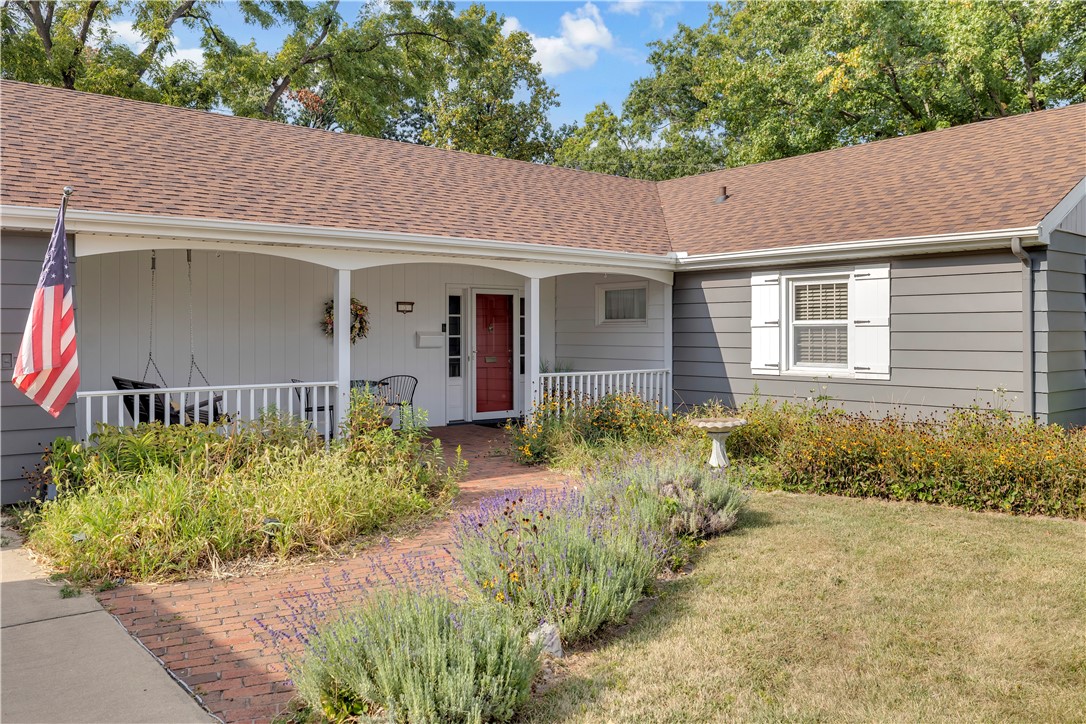 3 Allen Bend Place Property Photo 3