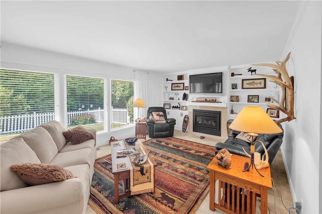 3 Allen Bend Place Property Photo 4