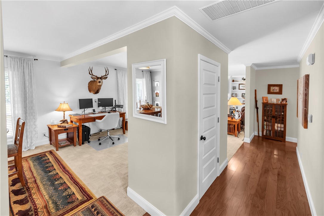 3 Allen Bend Place Property Photo 10