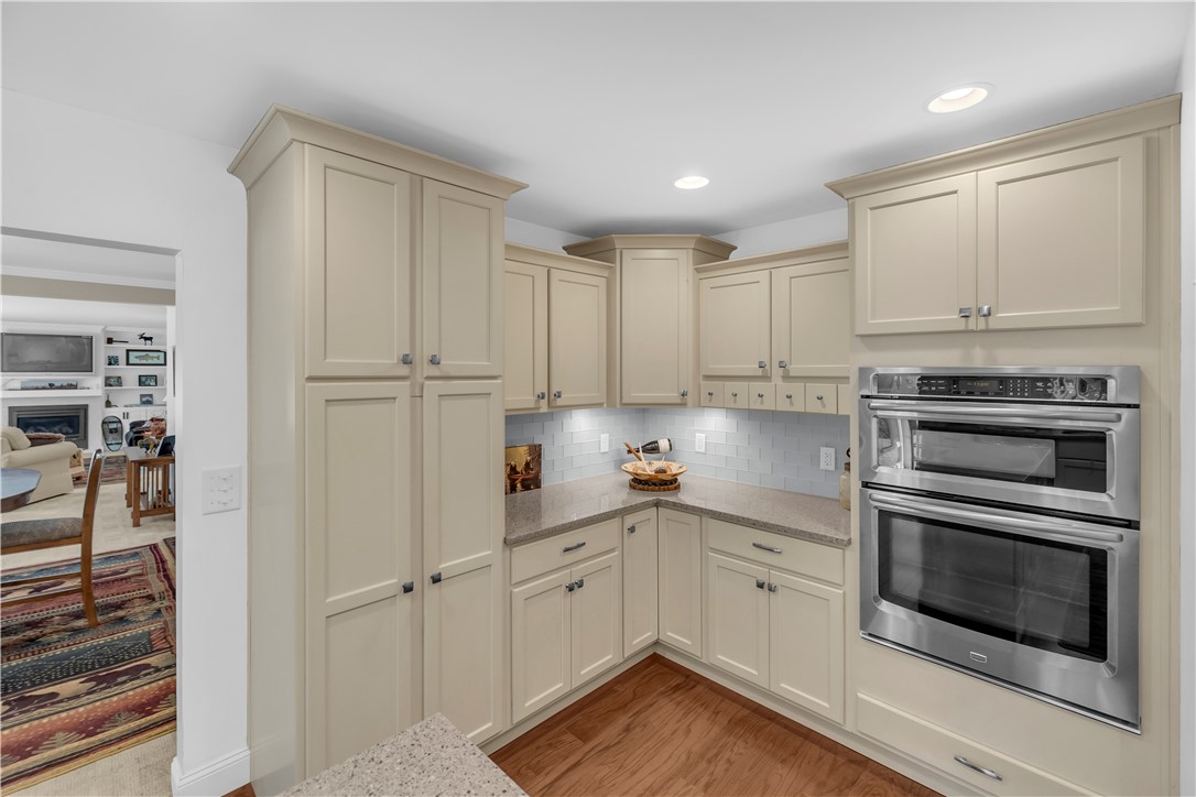 3 Allen Bend Place Property Photo 16