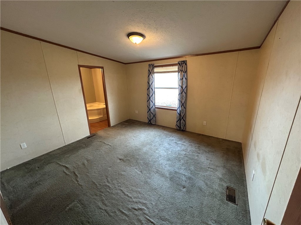 14218 N 2275th Street Property Photo 16