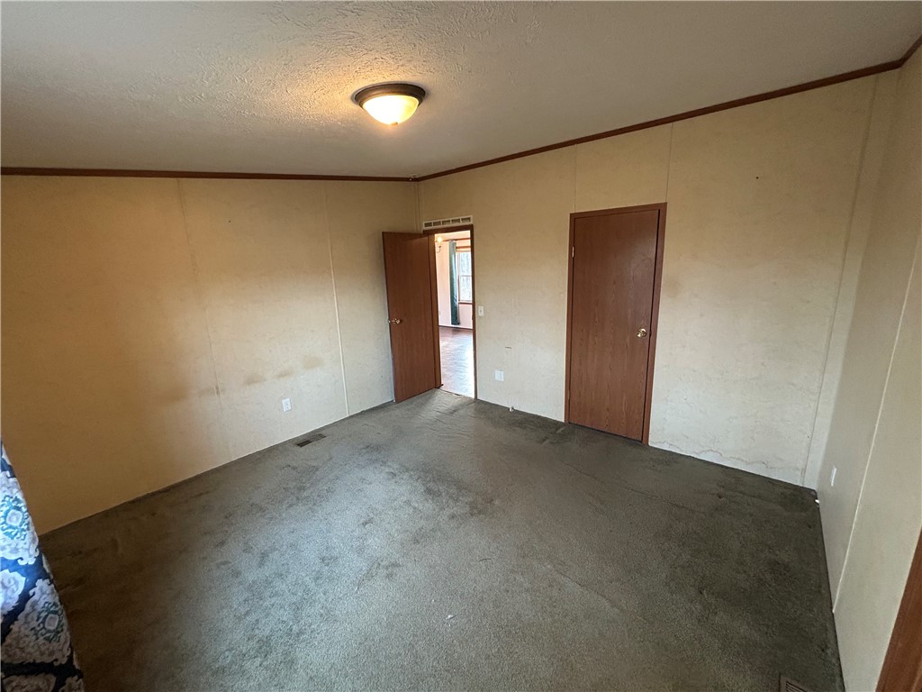 14218 N 2275th Street Property Photo 17