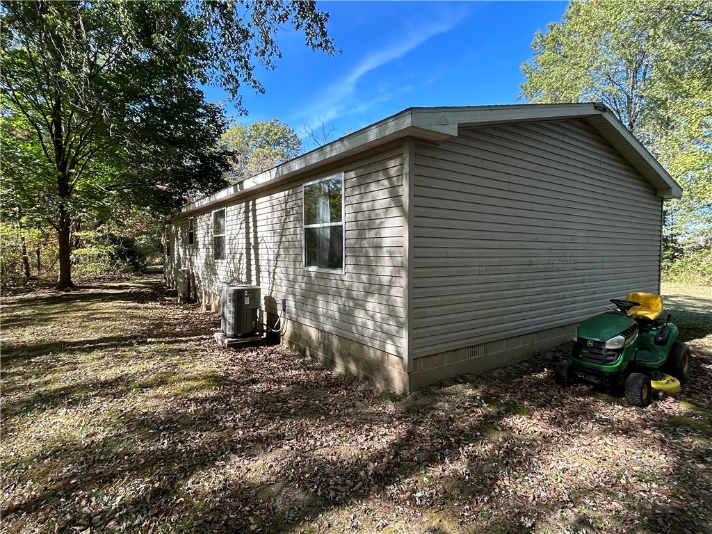 14218 N 2275th Street Property Photo 25