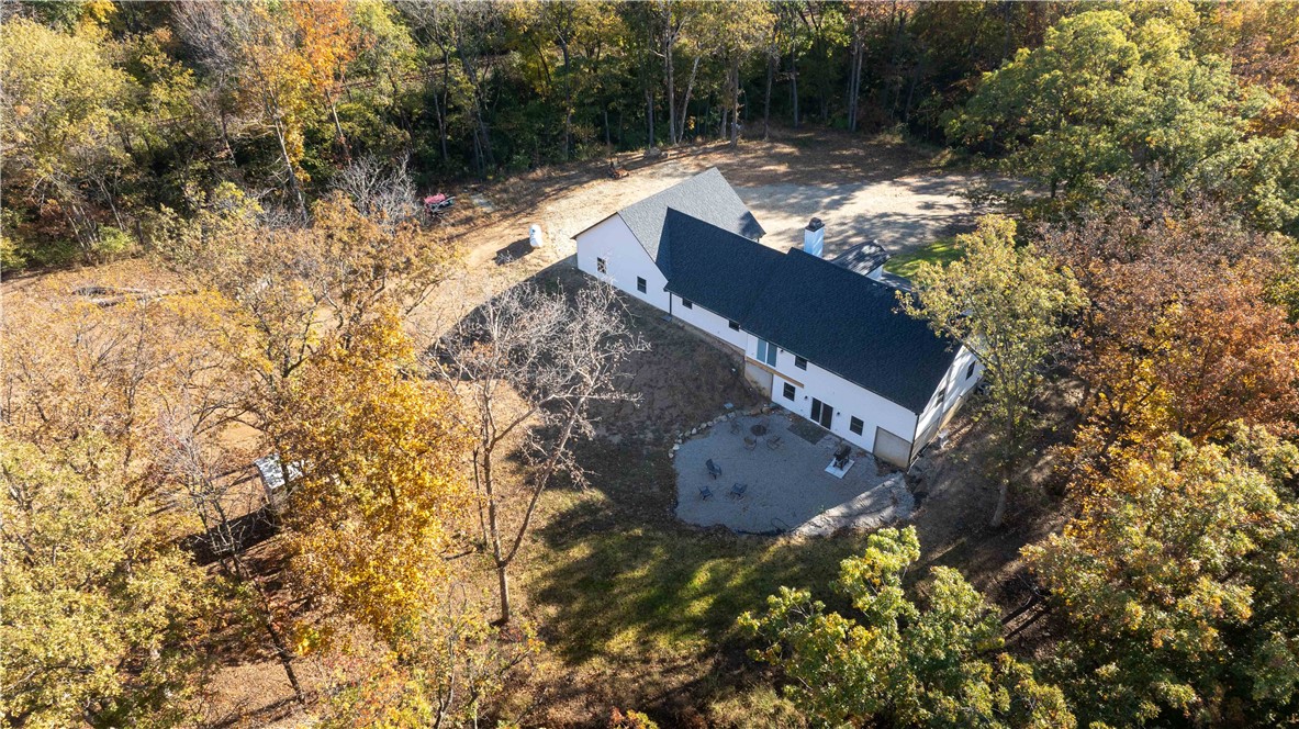 1933 E 1260 North Road Property Photo 4