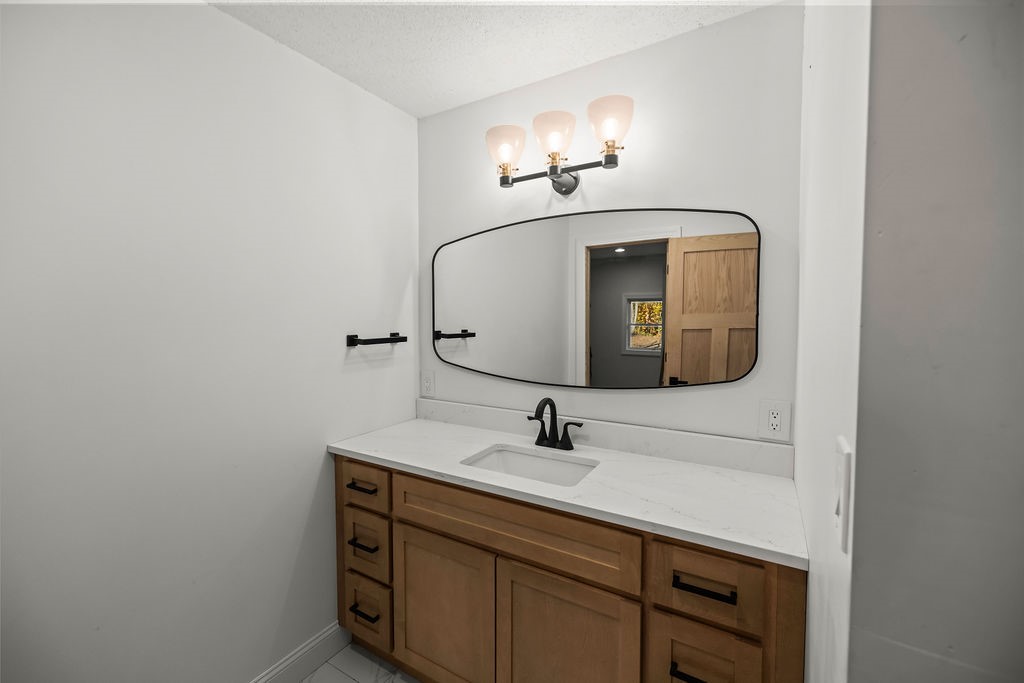 1933 E 1260 North Road Property Photo 23