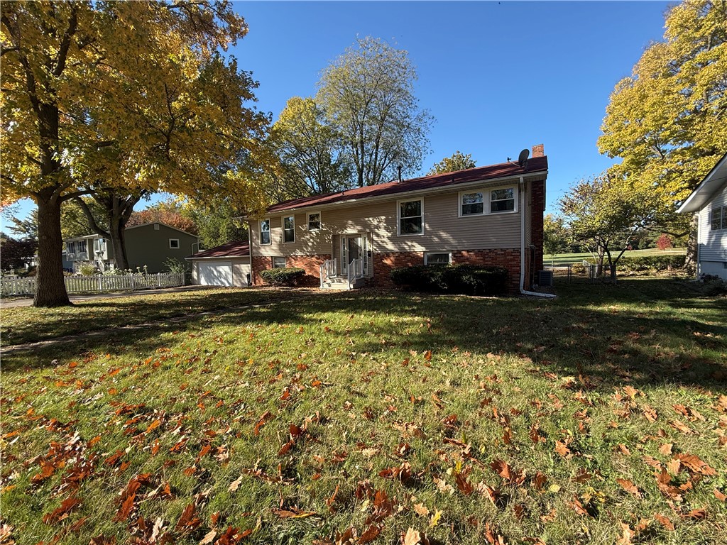 345 S Westdale Avenue Property Photo 2