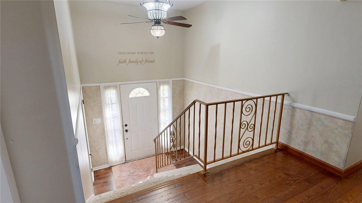 345 S Westdale Avenue Property Photo 4