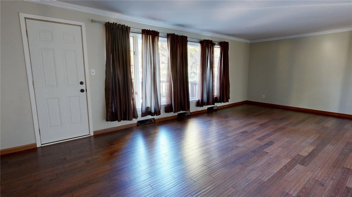 345 S Westdale Avenue Property Photo 5