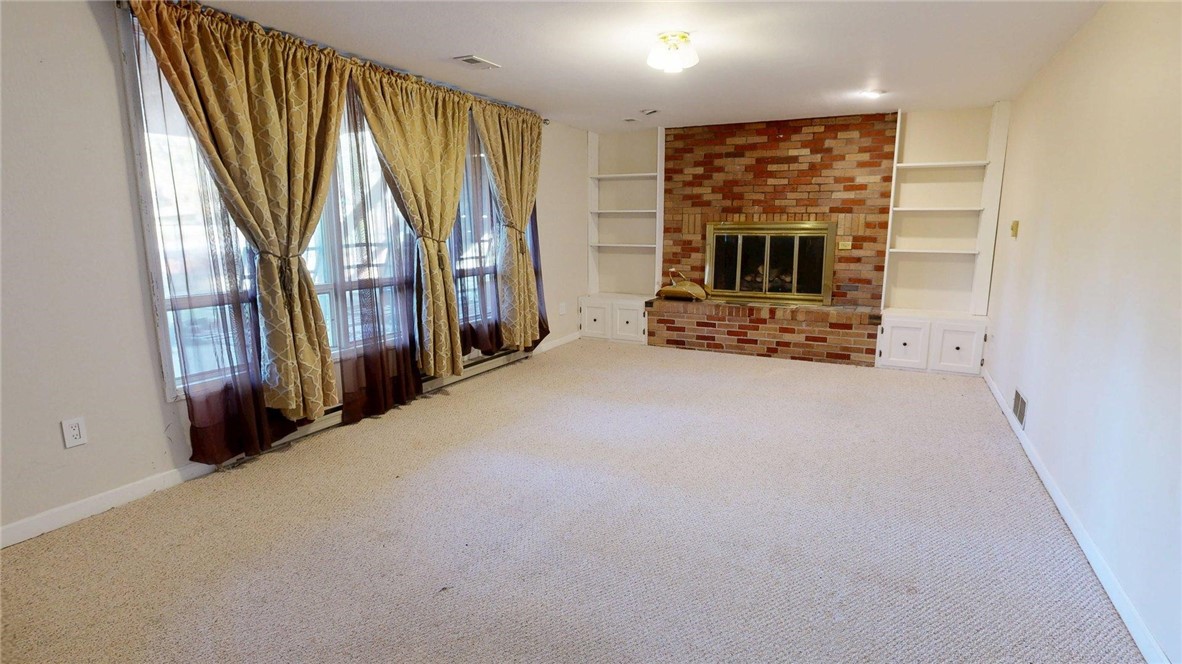 345 S Westdale Avenue Property Photo 21