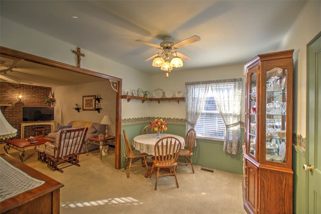 1677 W Sunset Avenue Property Photo 15