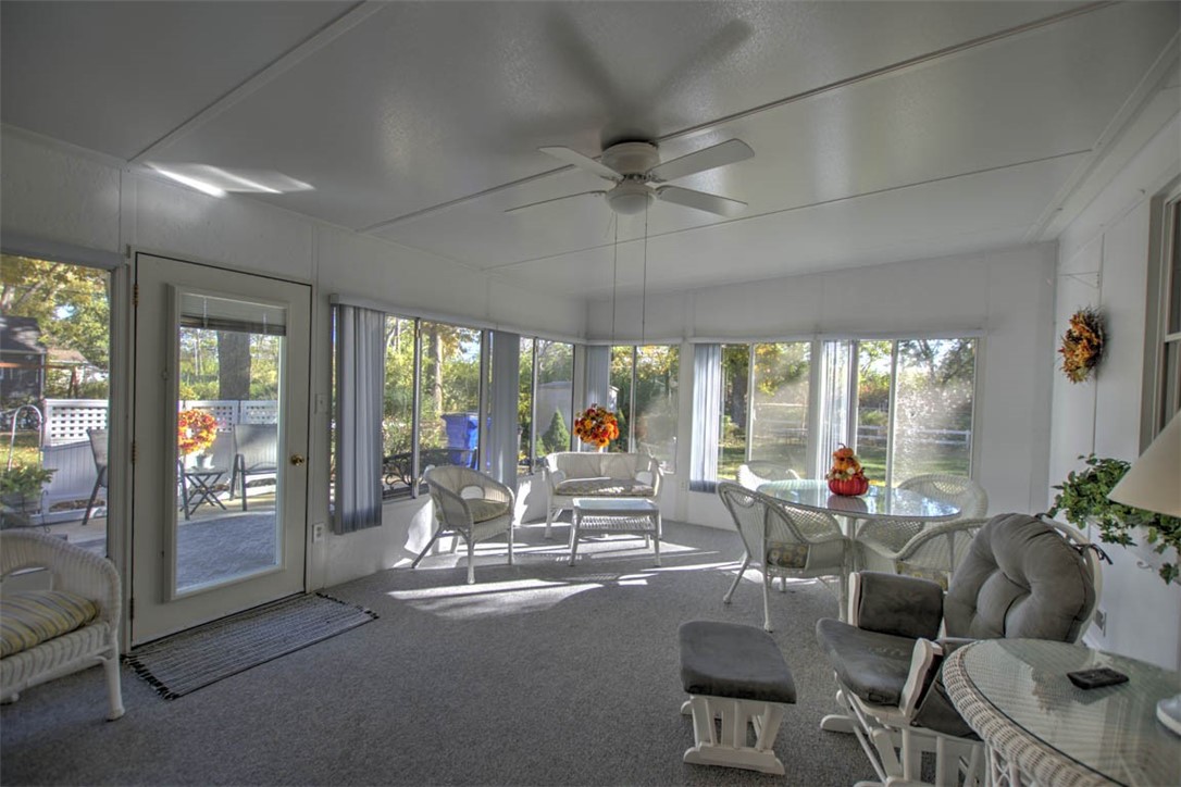 1677 W Sunset Avenue Property Photo 17