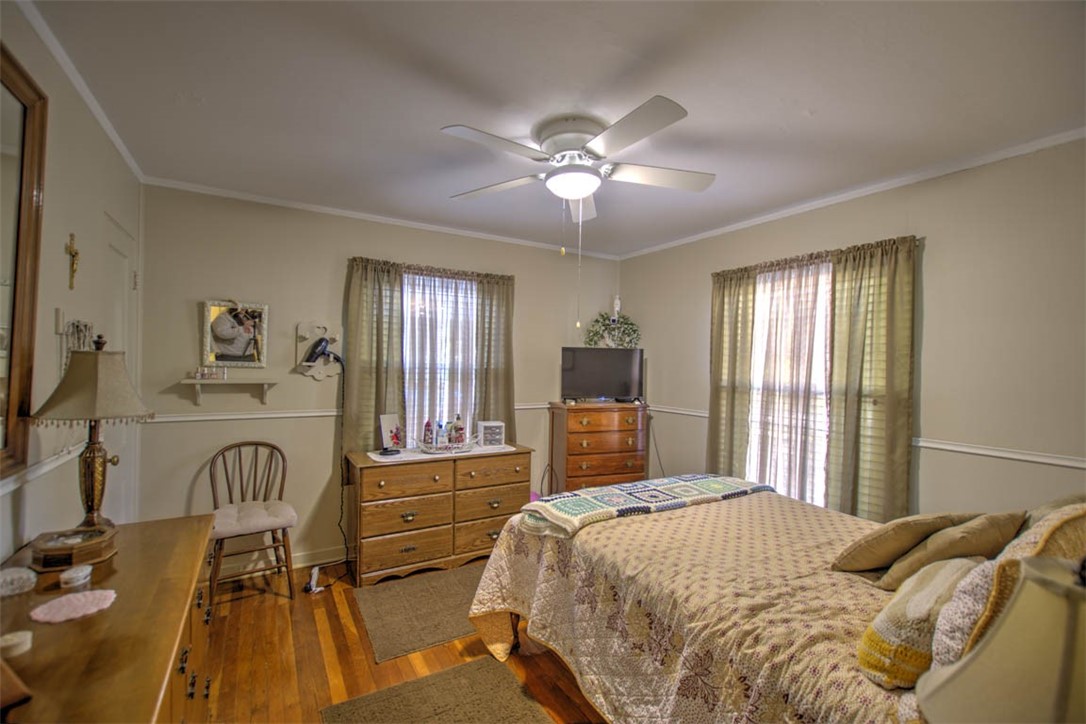 1677 W Sunset Avenue Property Photo 18