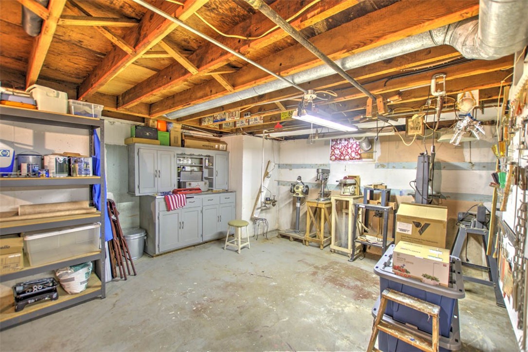 1677 W Sunset Avenue Property Photo 24