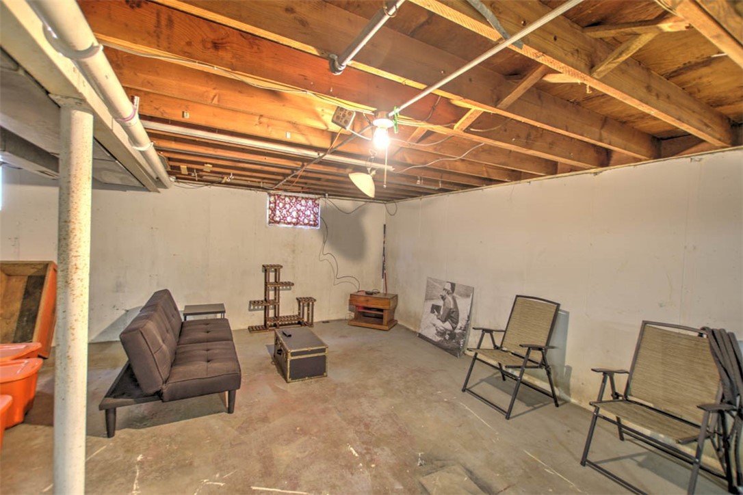 1677 W Sunset Avenue Property Photo 25