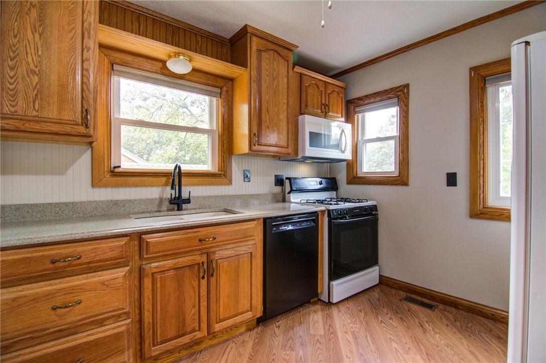 353 S Linden Avenue Property Photo 10