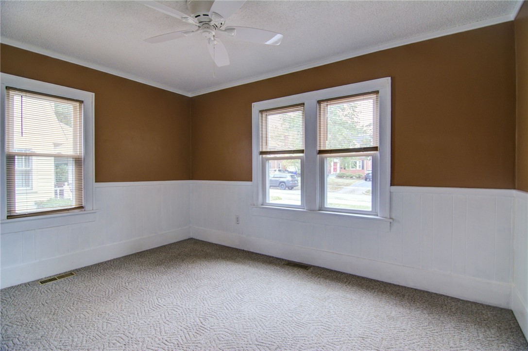 353 S Linden Avenue Property Photo 15