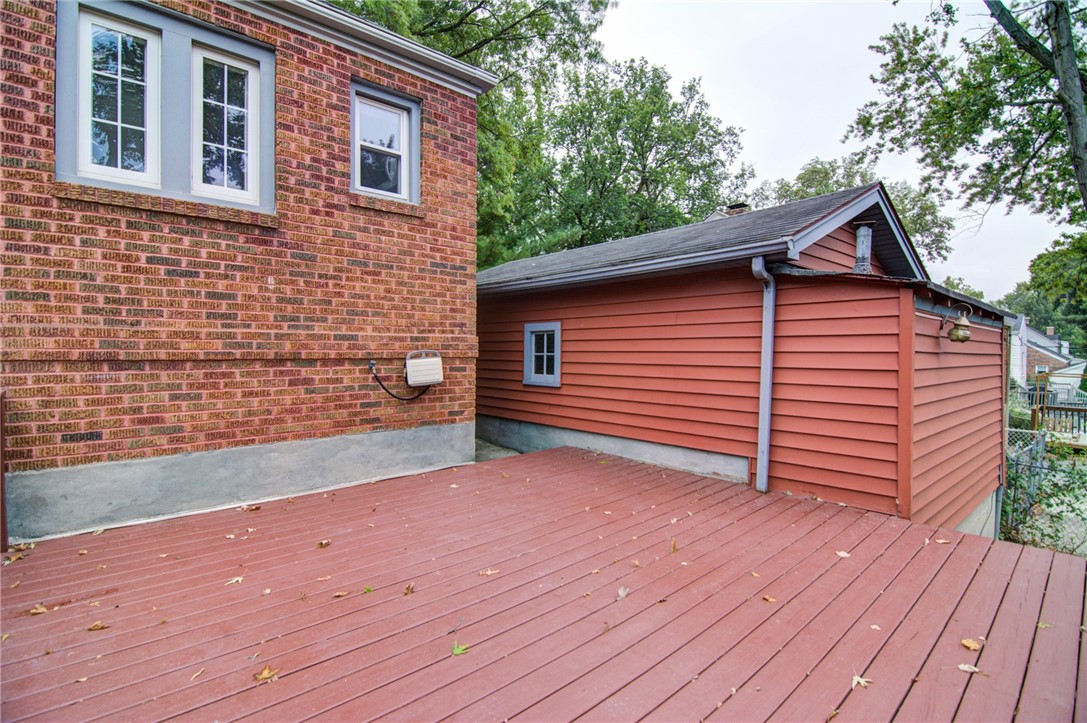 353 S Linden Avenue Property Photo 25