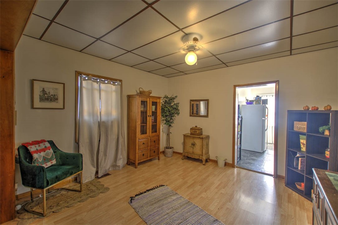 1210 E Main Street Property Photo 7