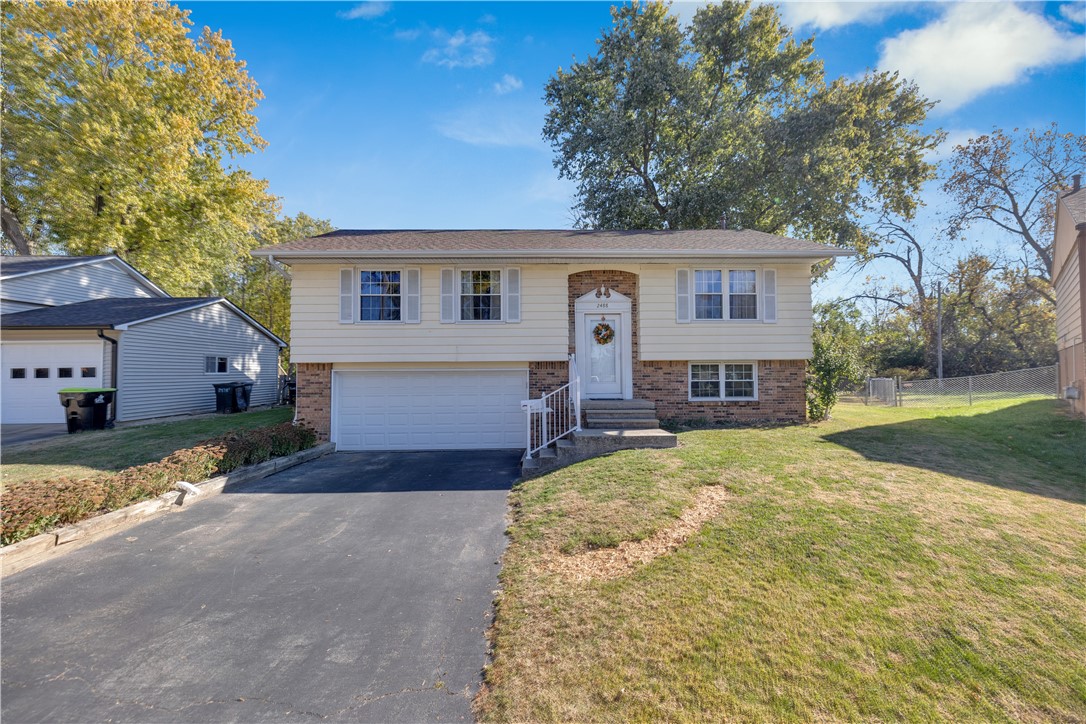 2488 Fontaine Drive Property Photo 1