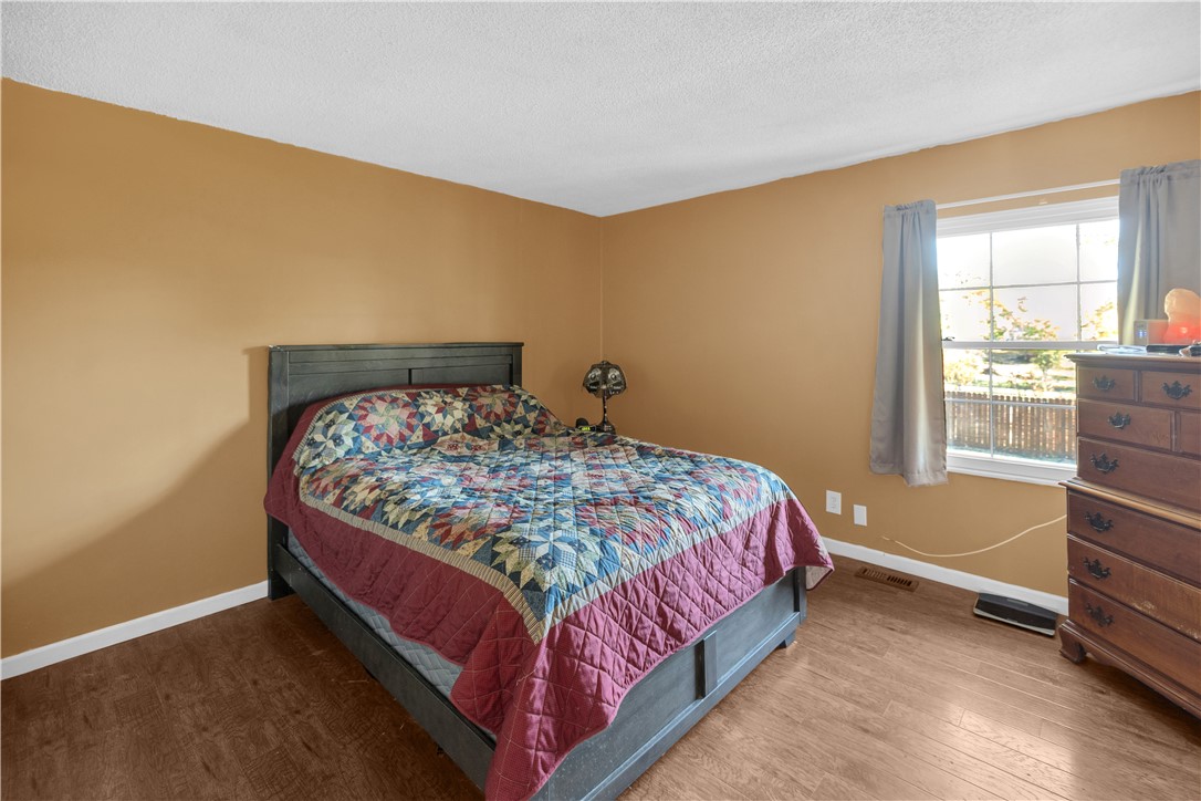 2488 Fontaine Drive Property Photo 10