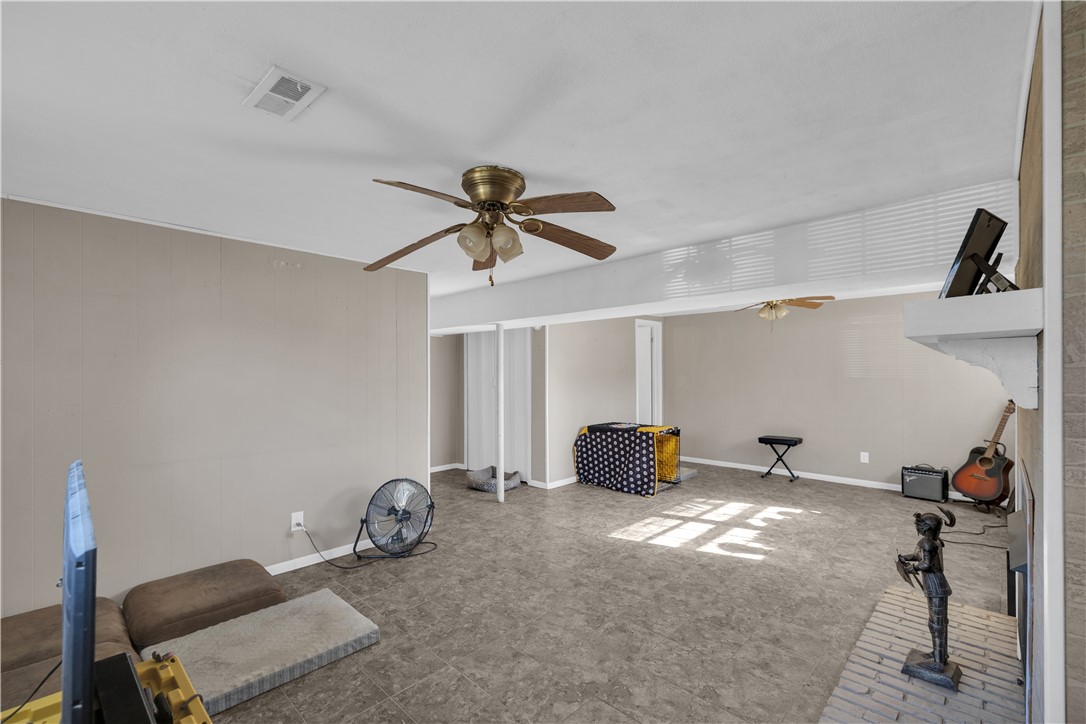 2488 Fontaine Drive Property Photo 19