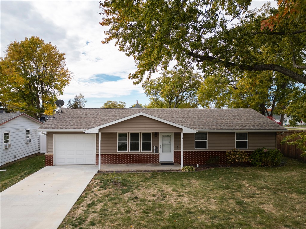 404 Merrill Street Property Photo 1