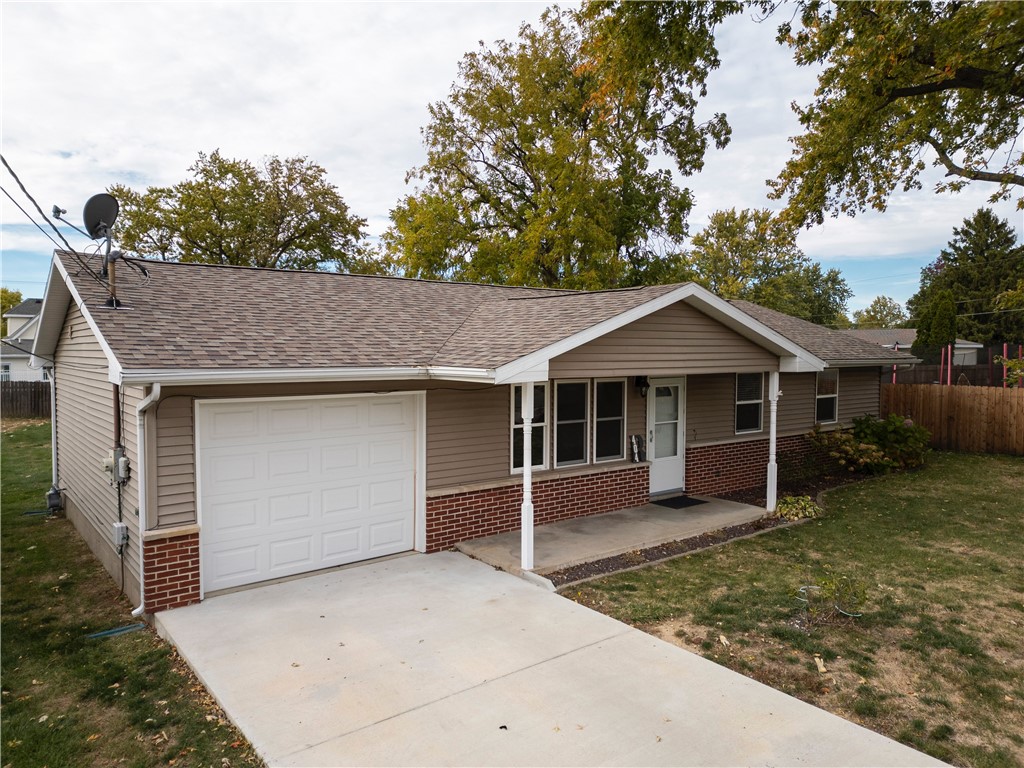 404 Merrill Street Property Photo 2