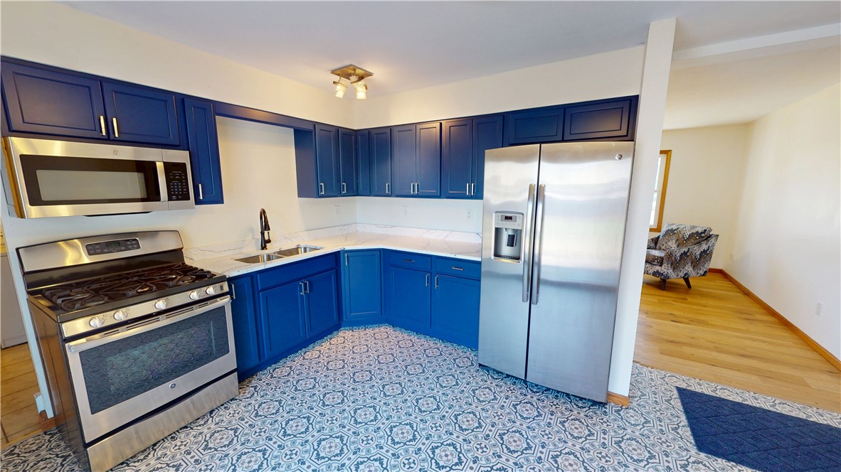 404 Merrill Street Property Photo 6