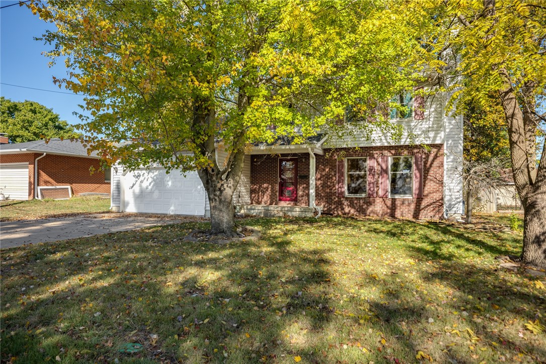 800 E North Avenue Property Photo 3