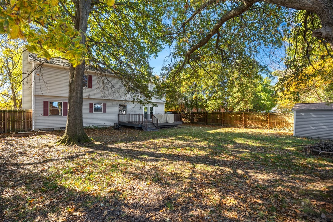 800 E North Avenue Property Photo 4