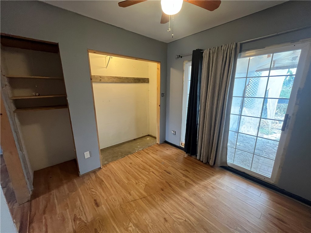 217 Woodlawn Avenue Property Photo 5