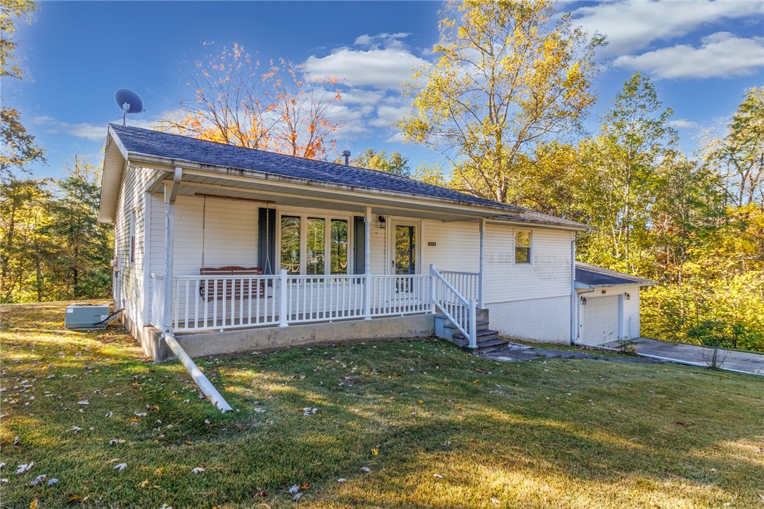 103 Oak Drive Property Photo 3