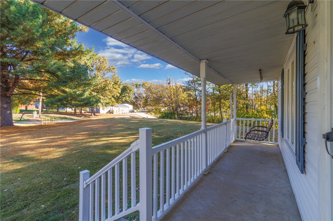 103 Oak Drive Property Photo 6