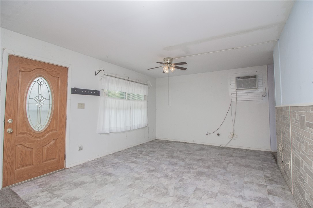 307 Illinois Avenue Property Photo 2