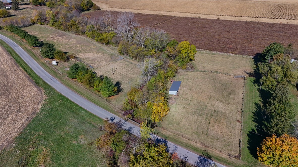 22715 E 2650th Road Property Photo 6