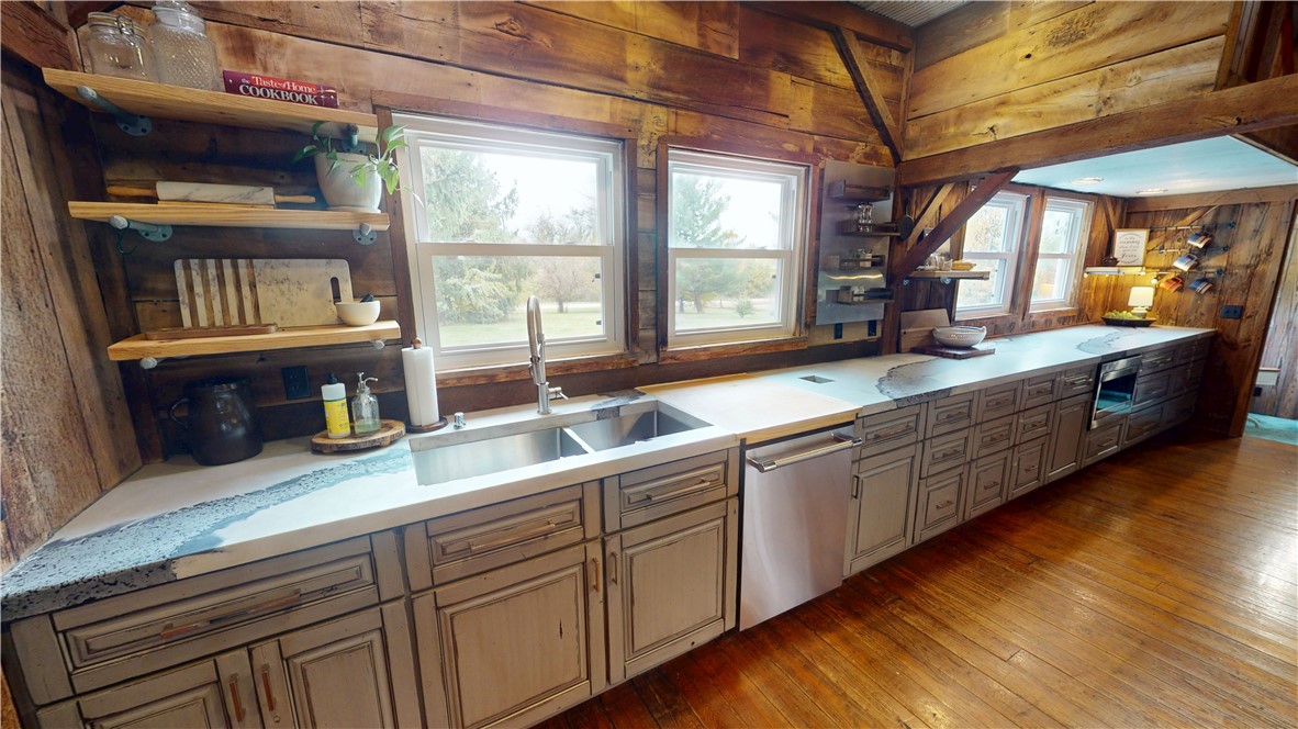 22715 E 2650th Road Property Photo 12