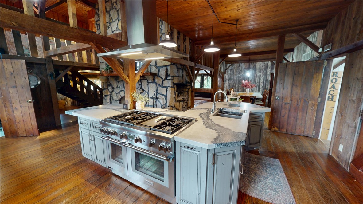 22715 E 2650th Road Property Photo 13