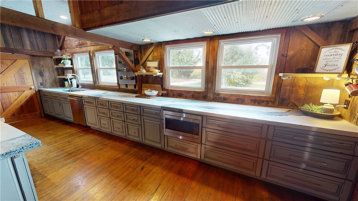 22715 E 2650th Road Property Photo 14