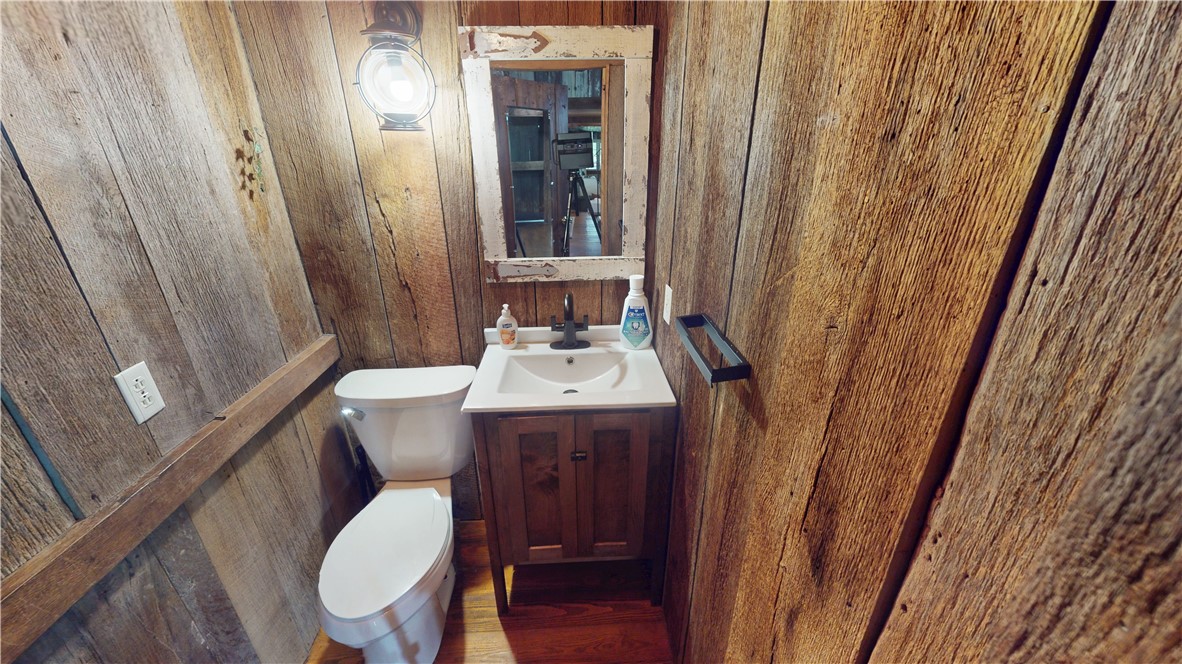 22715 E 2650th Road Property Photo 19