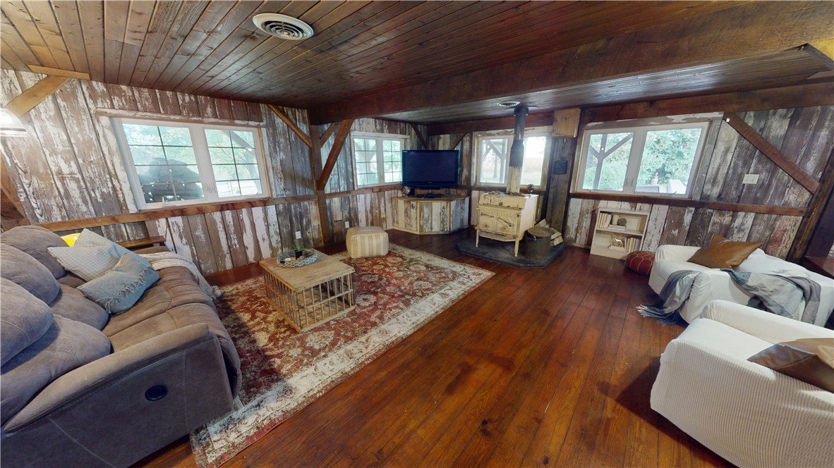 22715 E 2650th Road Property Photo 22