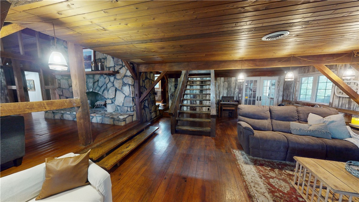 22715 E 2650th Road Property Photo 24