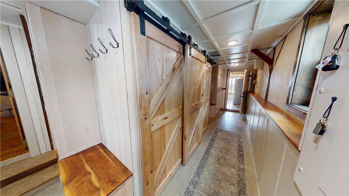 22715 E 2650th Road Property Photo 35