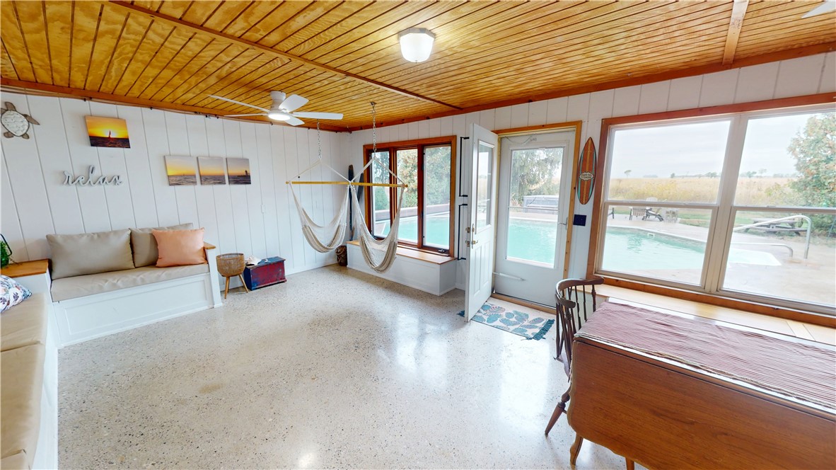 22715 E 2650th Road Property Photo 37