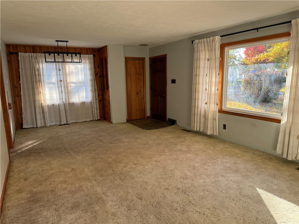 601 South Street Property Photo 11