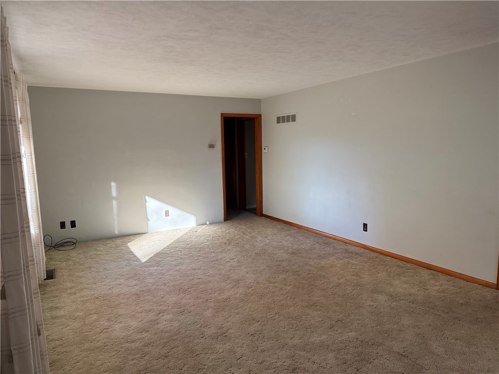 601 South Street Property Photo 12