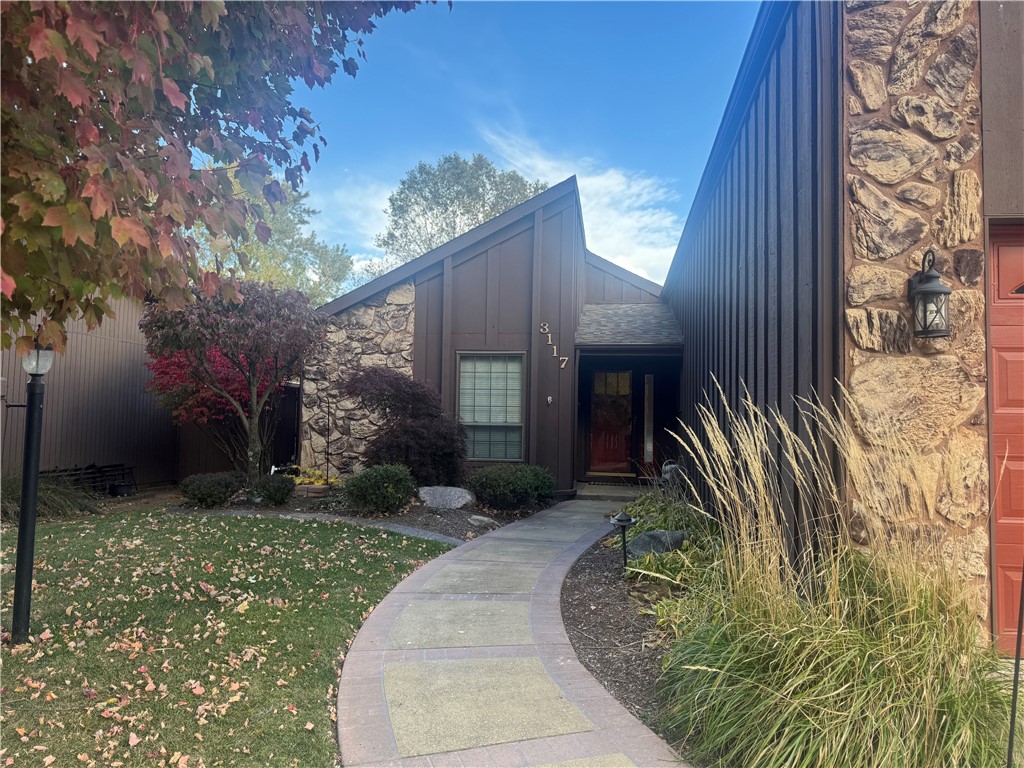 3117 Golf Circle Property Photo 2